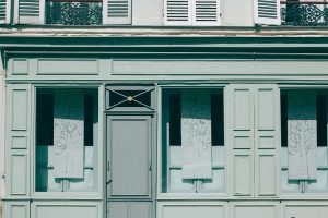 Rénover un appartement ancien à Paris : copropriété, autorisations et organisation du chantier